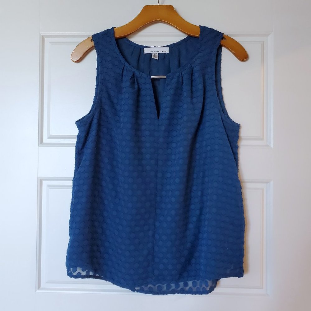 New w/o Tags - FOURTEENTH PLACE Alexene Textured Blouse, size Small